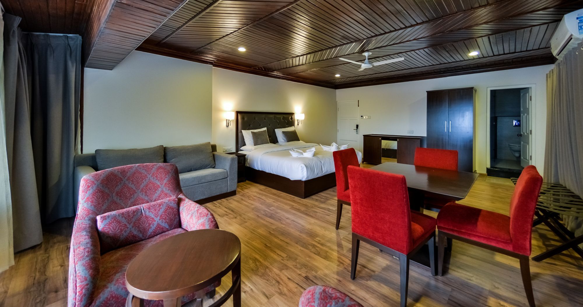 Hotel Metropolis Srīnagar Eksteriør bilde